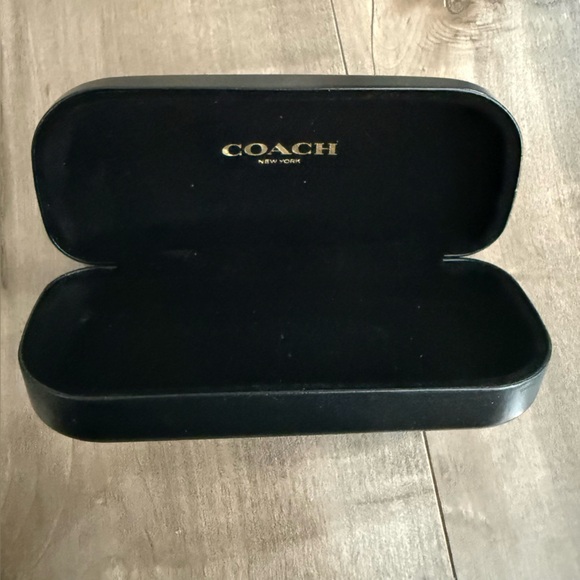 Coach Hard Eyeglass Case Black Shell‎ Felt Interior - Picture 7 of 8